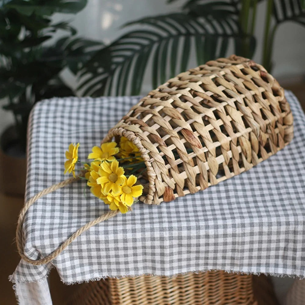 Gourd Grass Hand-woven Wall-mounted Basket Storage