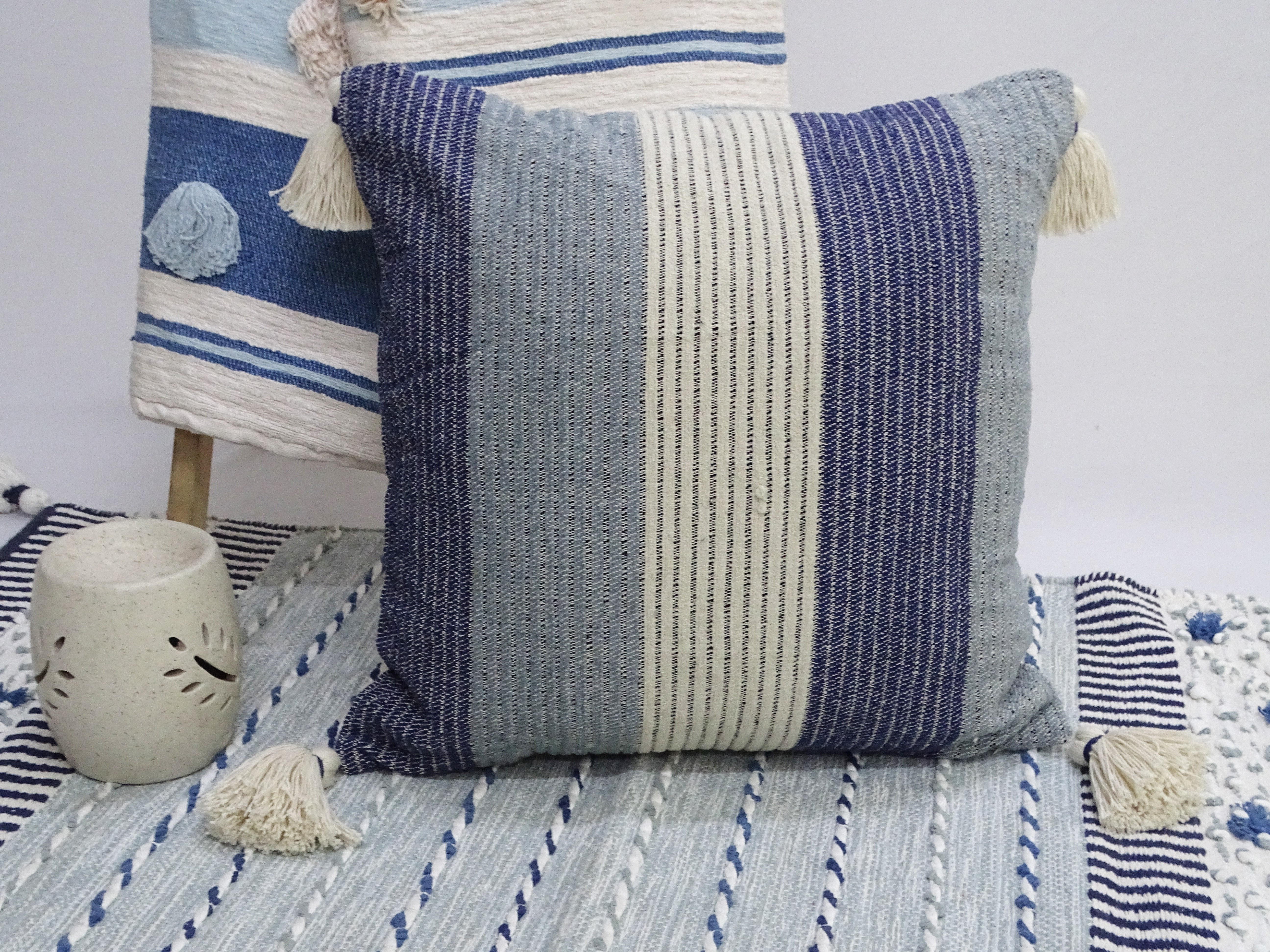 Handwoven Decorative Throw Pillow 20