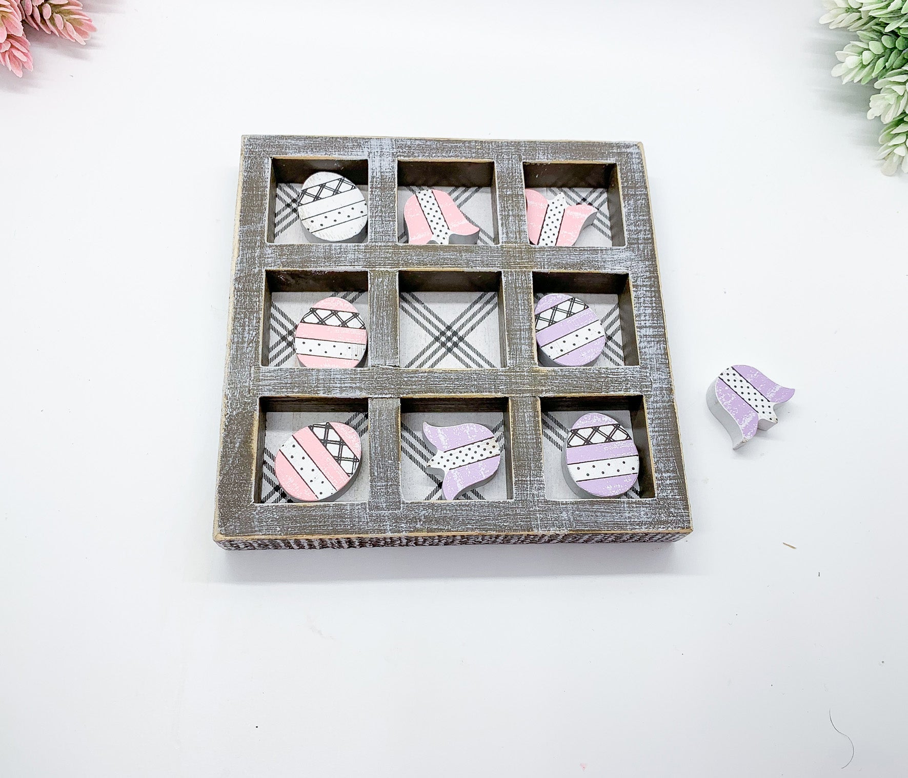 Easter Spring Tic Tac Toe Wooden Game Decor Set Tulip & Egg Pieces - 2 Sizes