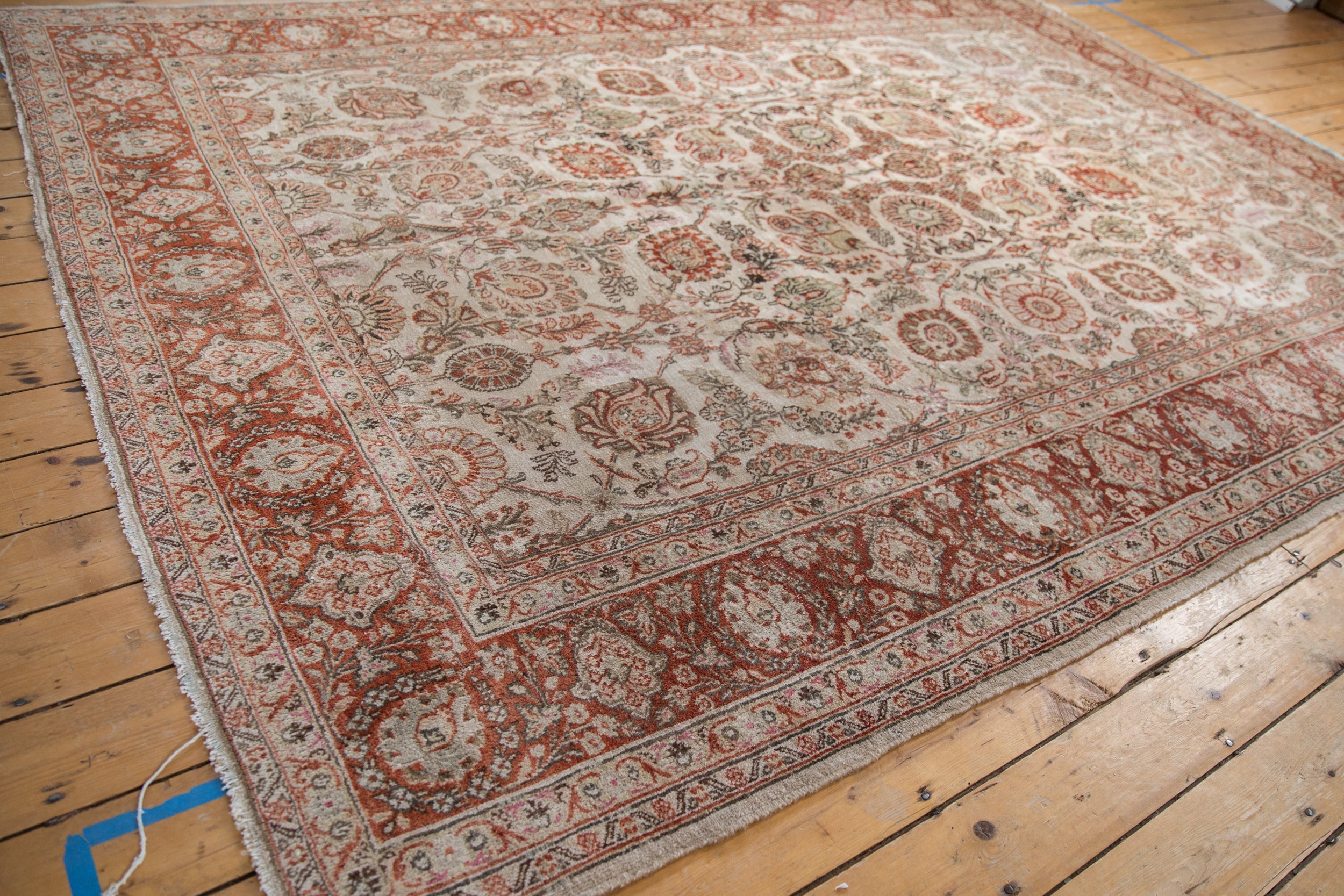 8x11 Vintage Distressed Meshed Carpet